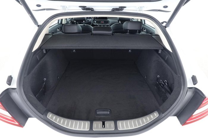 Genesis G70 Shooting Brake 2.0T AWD Luxury Line AUT LED