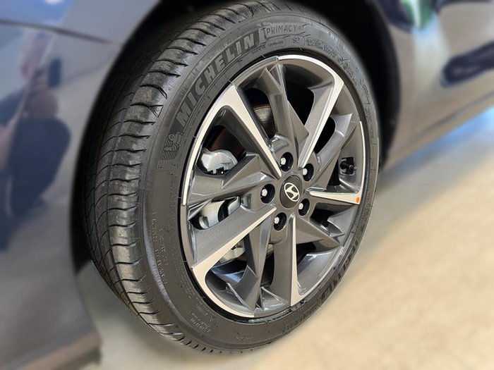 Hyundai i30 5-Türer (MY25) 1.0 T-GDI Advantage i30 (MY25) 1.0 T-GDI ADVANTAGE LED