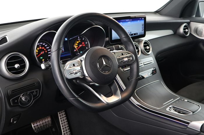 Mercedes-Benz GLC 300 de 4M Coupé AMG AHK SHD Burmester Kamera