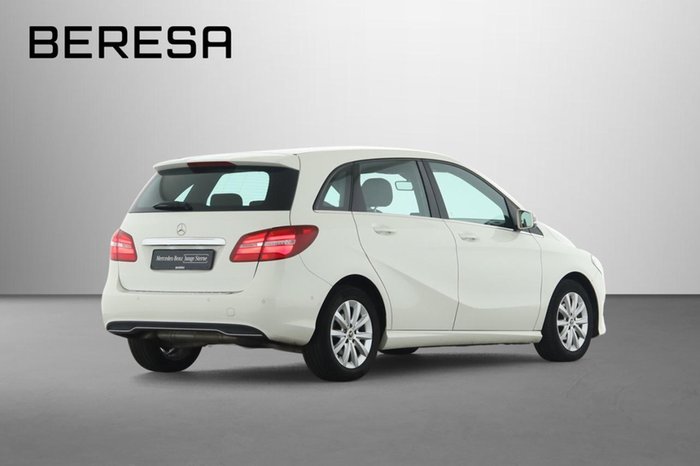 Mercedes-Benz B 180 d Style SHZ Navi LED AUT Park-Ass. LMF