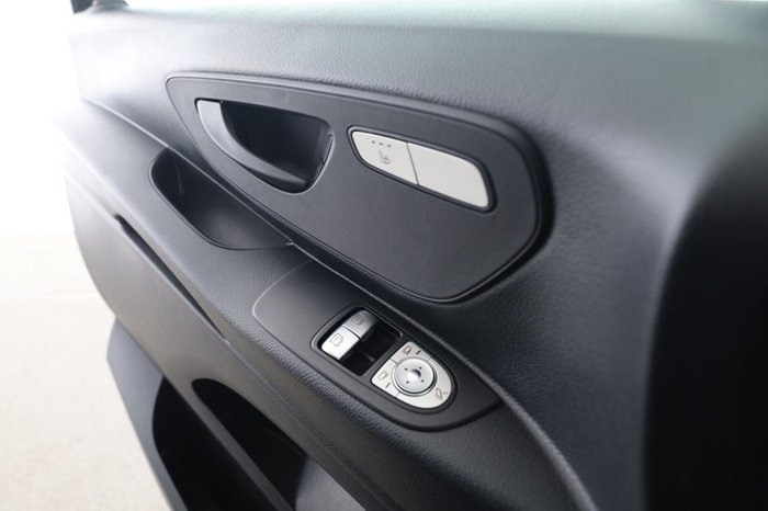 Mercedes-Benz Vito 116 CDI Kombi Tourer Extralang AUT LED SHZ