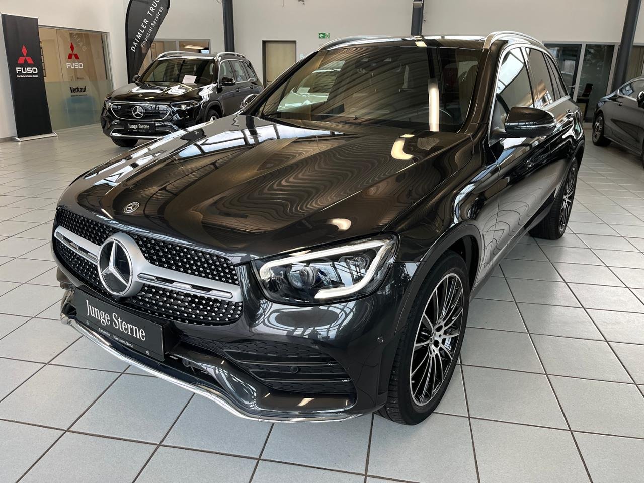 Mercedes-Benz GLC 300 d 4M AMG Pano MBUX Navi AUT 360 AHK LED