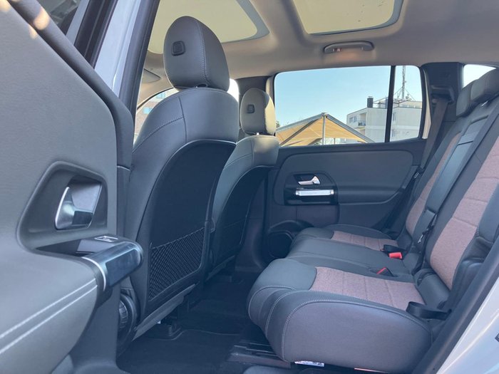 Mercedes-Benz EQB 350 4M Electric Art Pano 19 Zoll Lenkradhz