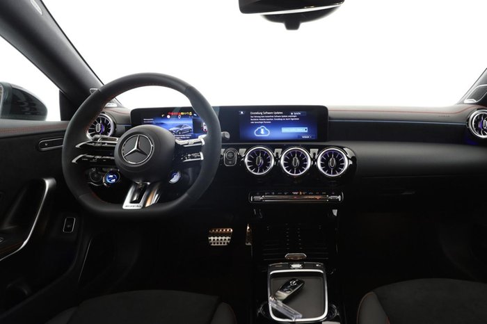 Mercedes-Benz CLA 45 AMG S 4M+ Pano Kamera MBUX Navi LED SHZ
