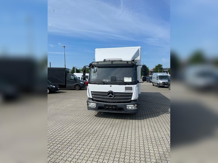 Mercedes-Benz Atego 821 L 4x2 Koffer/ LBW Spier AHK LED AUT