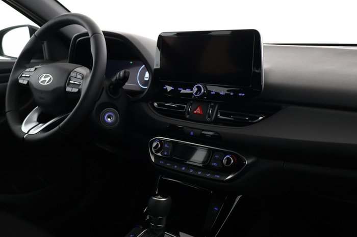 Hyundai i30 CW (MY25) 1.5 T-GDI 48V Advantage*DCT* i30 cw (MY25) 1.5 T-GDI ADVANTAGE