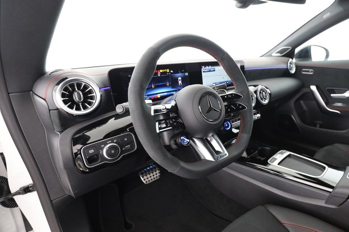 Mercedes-Benz CLA 45 AMG S 4M+ Night Drivers Pano Burmester