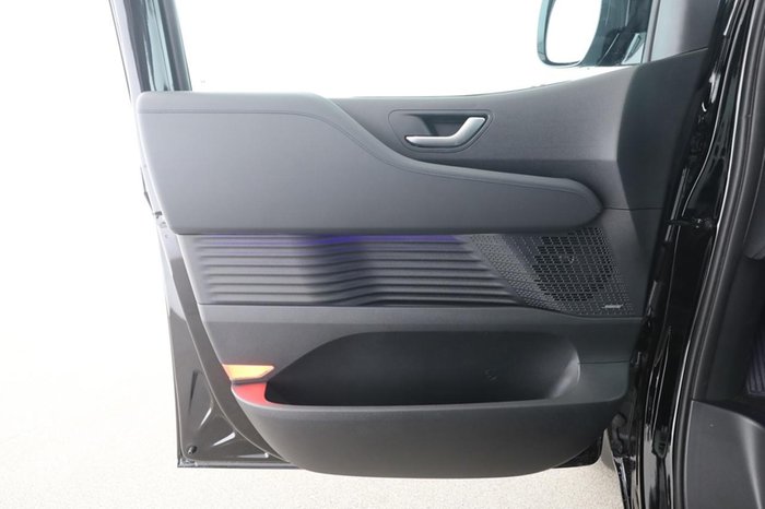 Hyundai STARIA HEV 7-Sitzer (MY25) 1.6 T-GDI Signature*Pano*
