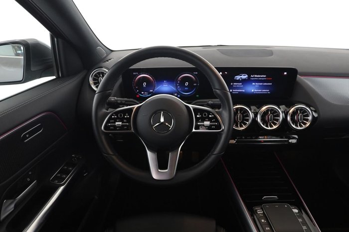 Mercedes-Benz EQA 250 Progressive Pano MBUX Kamera
