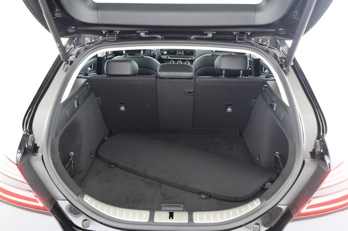 Genesis G70 Shooting Brake 2.2D AWD Luxury Line AUT LED