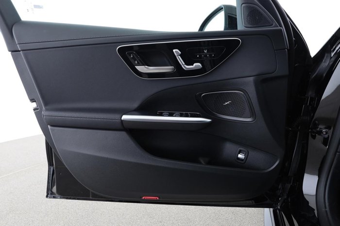 Mercedes-Benz C 180 T AMG Distronic Memory MBUX Navi AUT 360