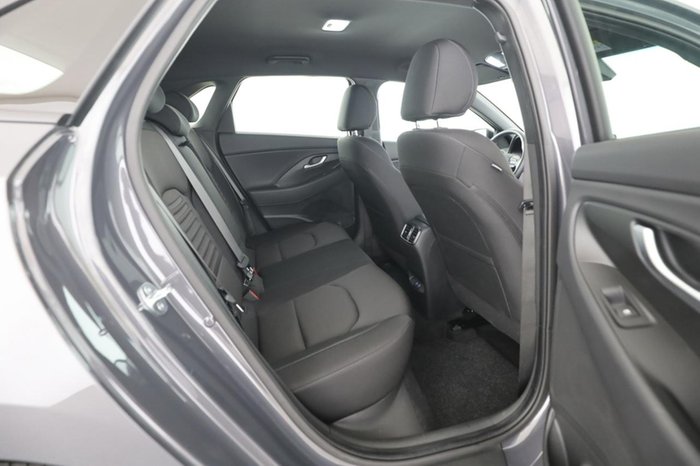 Hyundai i30 1.5 T-GDI Advantage Plus-Paket Kamera LED
