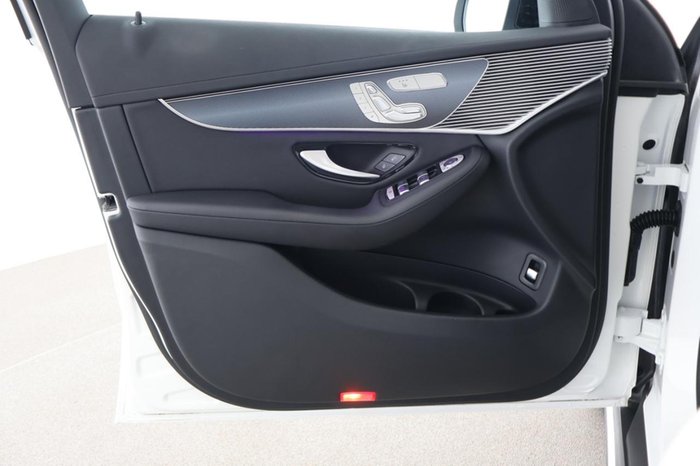 Mercedes-Benz EQC 400 4M HUD Schiebedach Distronic 360°