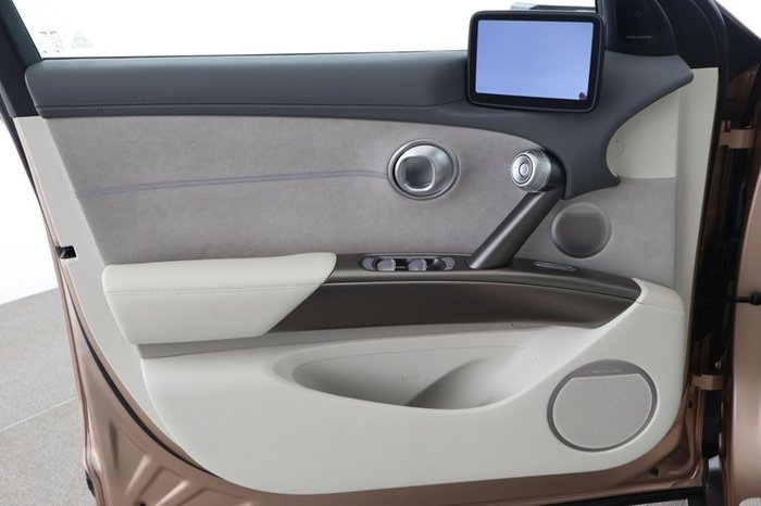 Genesis GV60 Sport Plus Elektro 4WD Volldigital el.Heck