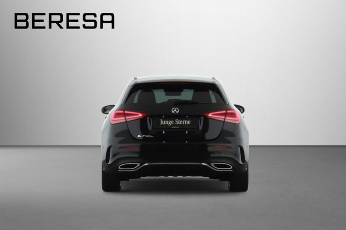 Mercedes-Benz A 250 e AMG MBUX Kamera Einparkhilfe