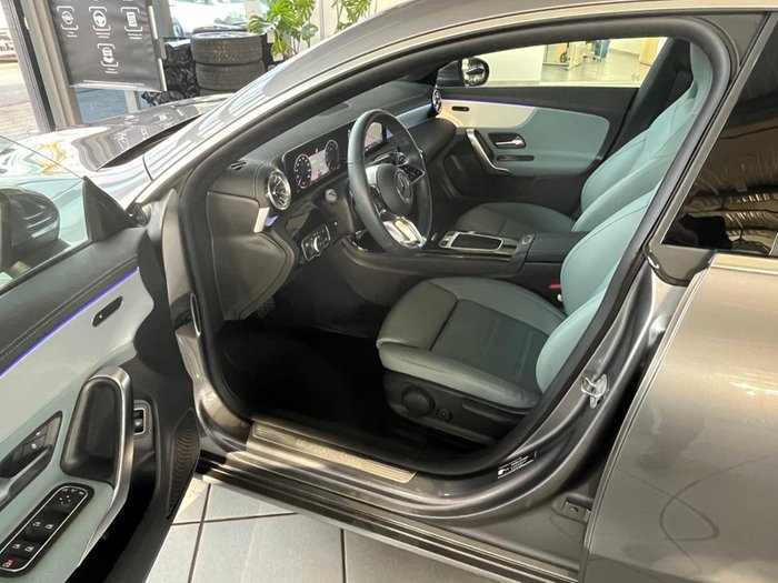 Mercedes-Benz CLA 180 Progressive AHK Sportsitze Kamera *SALE*