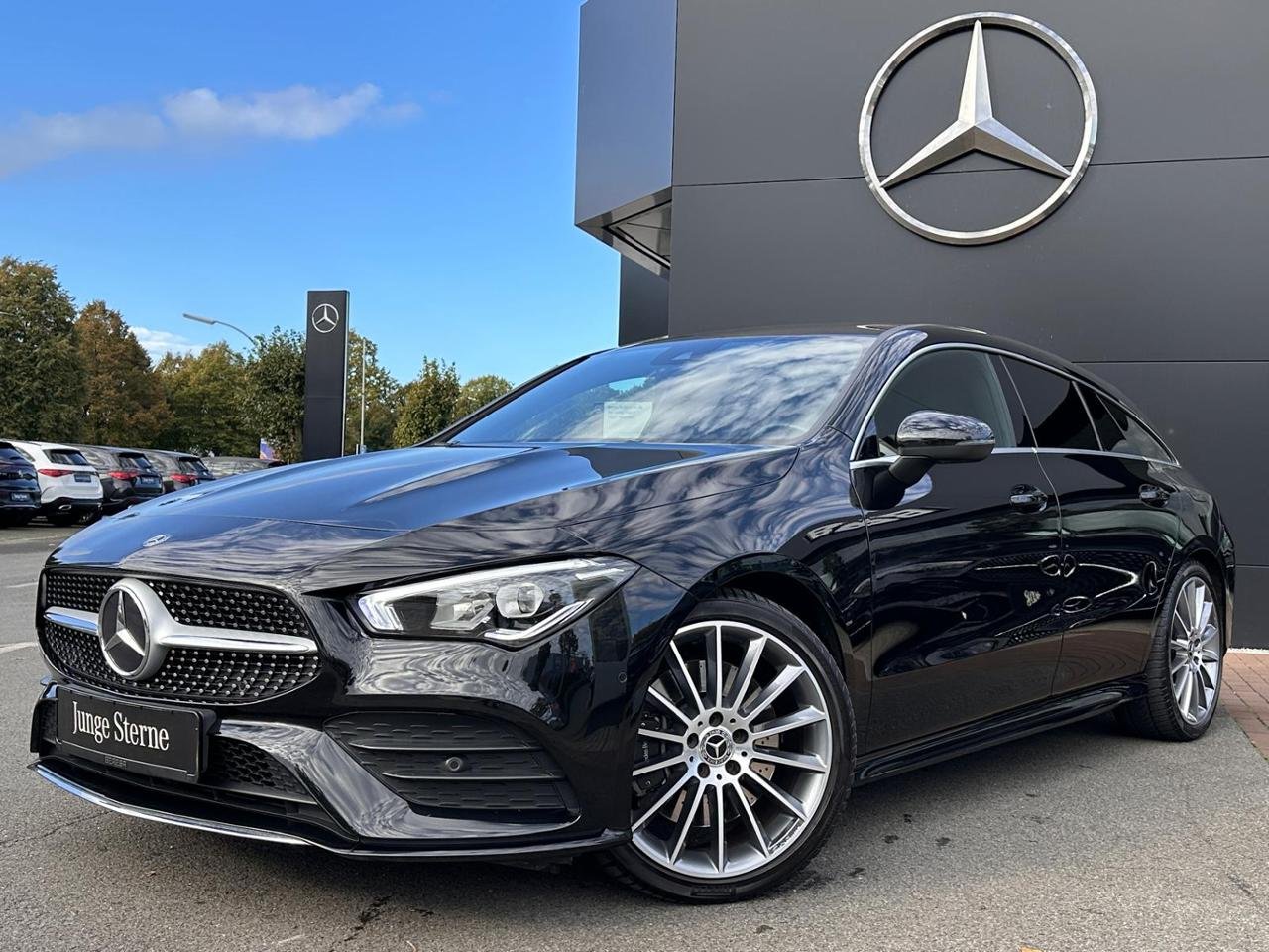 Mercedes-Benz CLA 250 SB 4M AMG Kamera MBUX Navi AUT AHK LED