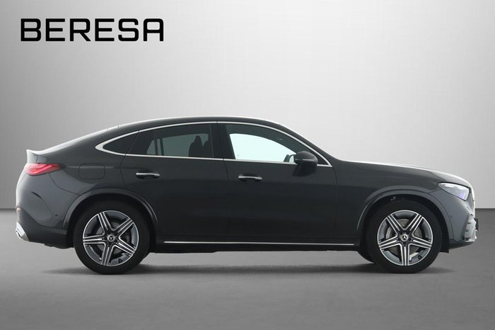 Mercedes-Benz GLC 300 4M Coupé AMG Pano AHK Leder 20 Zoll 360