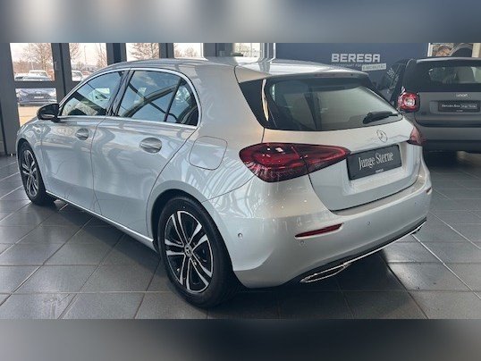 Mercedes-Benz A 180 Progressive LED Winter Metallic 360 Grad
