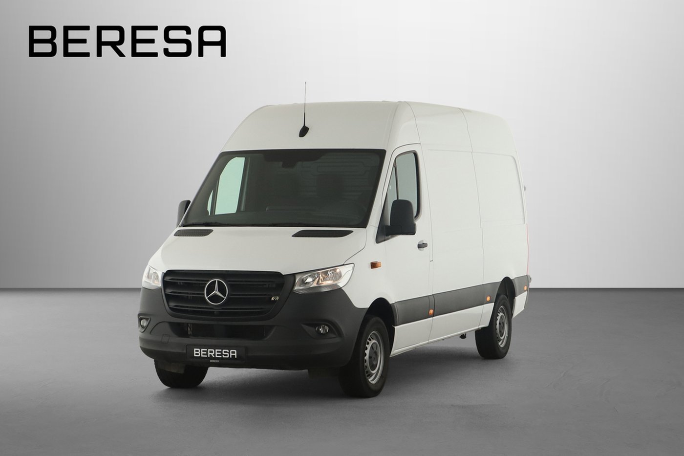 Mercedes-Benz Sprinter 317 Kasten Standard Hoch L2H2 Navi SHZ