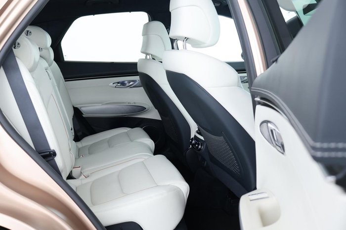 Genesis GV70 Sport Electrified 4WD Volldigital el.Heck