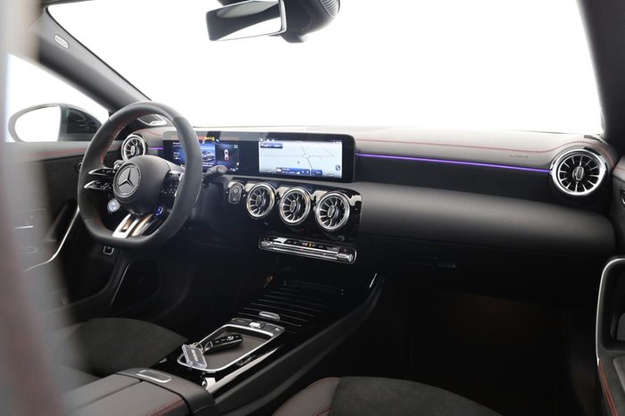 Mercedes-Benz CLA 45 AMG S 4M+ Pano Kamera MBUX Navi LED SHZ