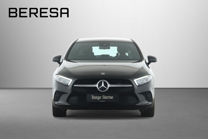 Mercedes-Benz A 250 e Style Pano.-Dach Ambiente LED 18 Zoll