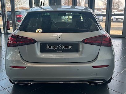 Mercedes-Benz A 180 Progressive LED Winter Metallic 360 Grad