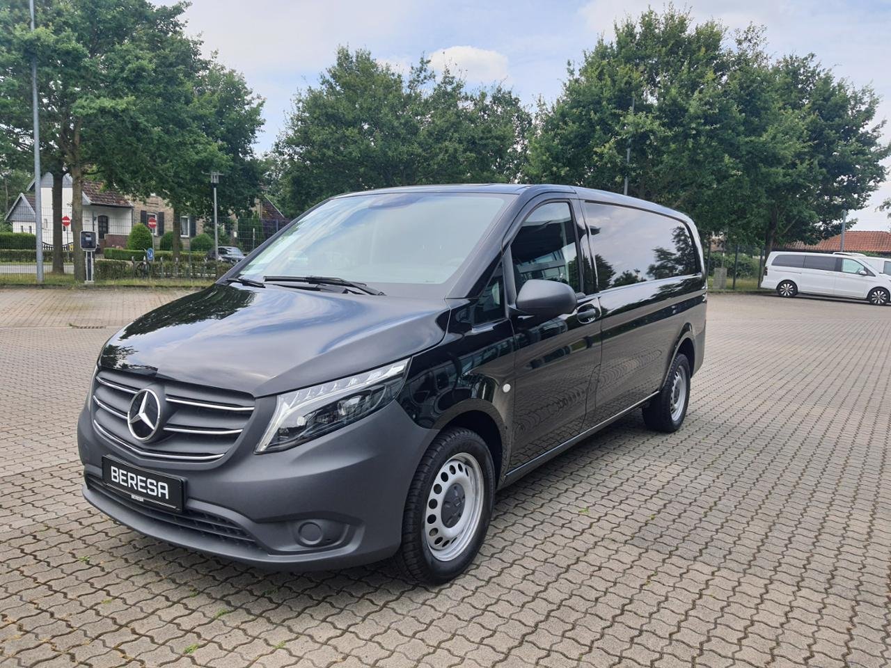 Mercedes-Benz Vito 119 CDI Kasten Extralang Distronic AUT SHZ