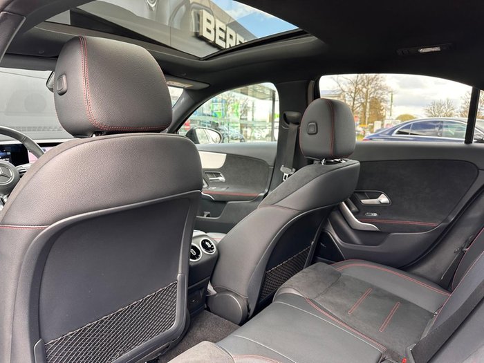 Mercedes-Benz A 35 AMG 4M Limousine Standhz Pano AHK Burmester