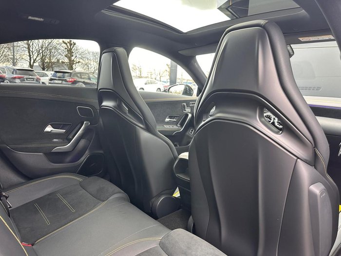 Mercedes-Benz CLA 45 AMG S 4M+ Perf. Sitze Aero Drivers Pano