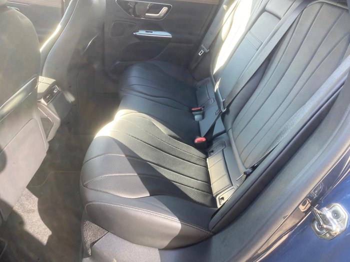 Mercedes-Benz EQE 300 Electric Art AHK Distronic Digital Light