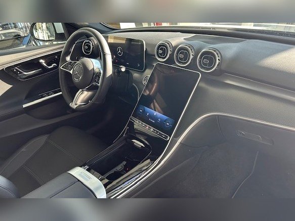 Mercedes-Benz C 300 e T Avantgarde Digital Light Kamera *SALE*
