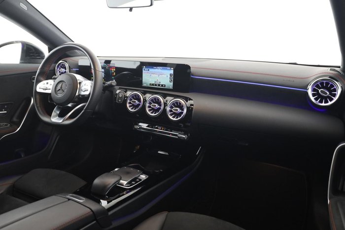 Mercedes-Benz CLA 180 SB AMG Kamera MBUX Navi AUT LED SHZ LMF