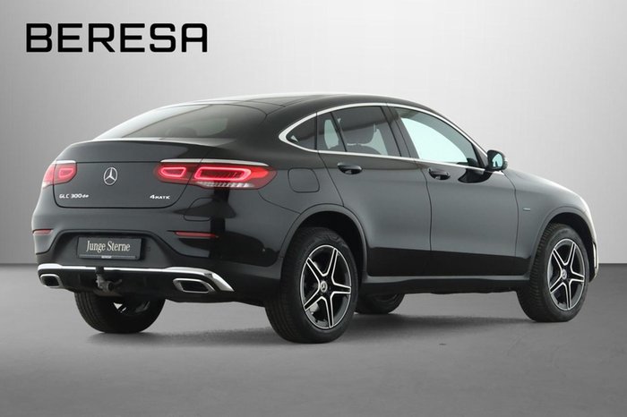 Mercedes-Benz GLC 300 de 4M Coupé AMG AHK SHD Burmester Kamera