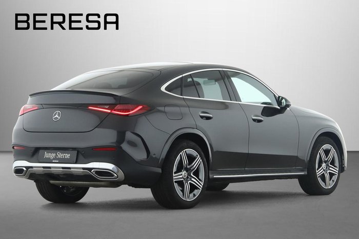 Mercedes-Benz GLC 300 4M Coupé AMG Pano AHK Leder 20 Zoll 360