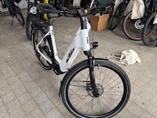 KTM CENTO 10 Plus
