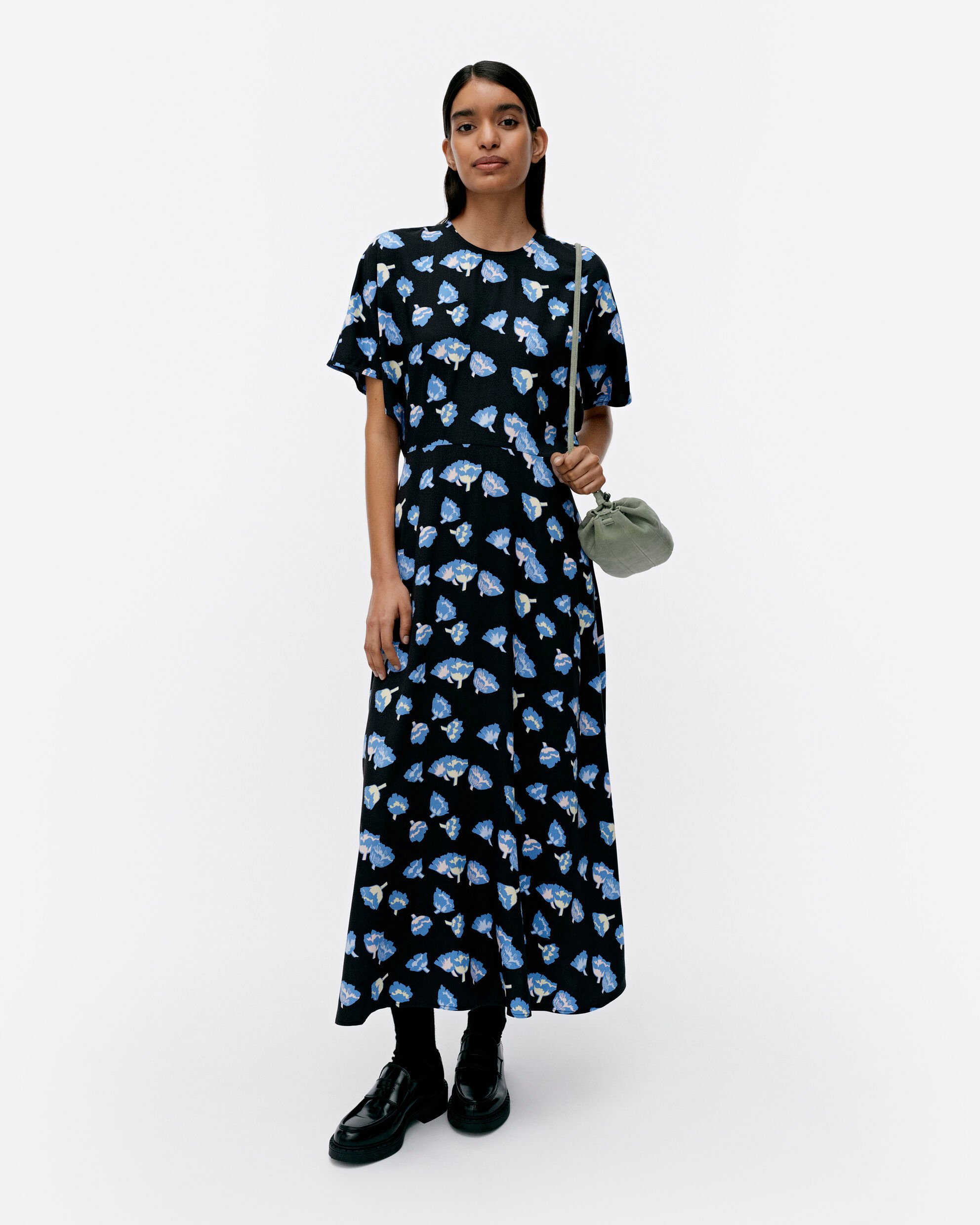 Heleä Suitsuke Dress