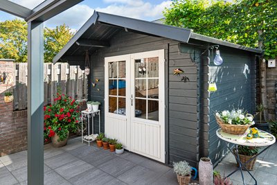 Blokhutperlundbehandeldverf