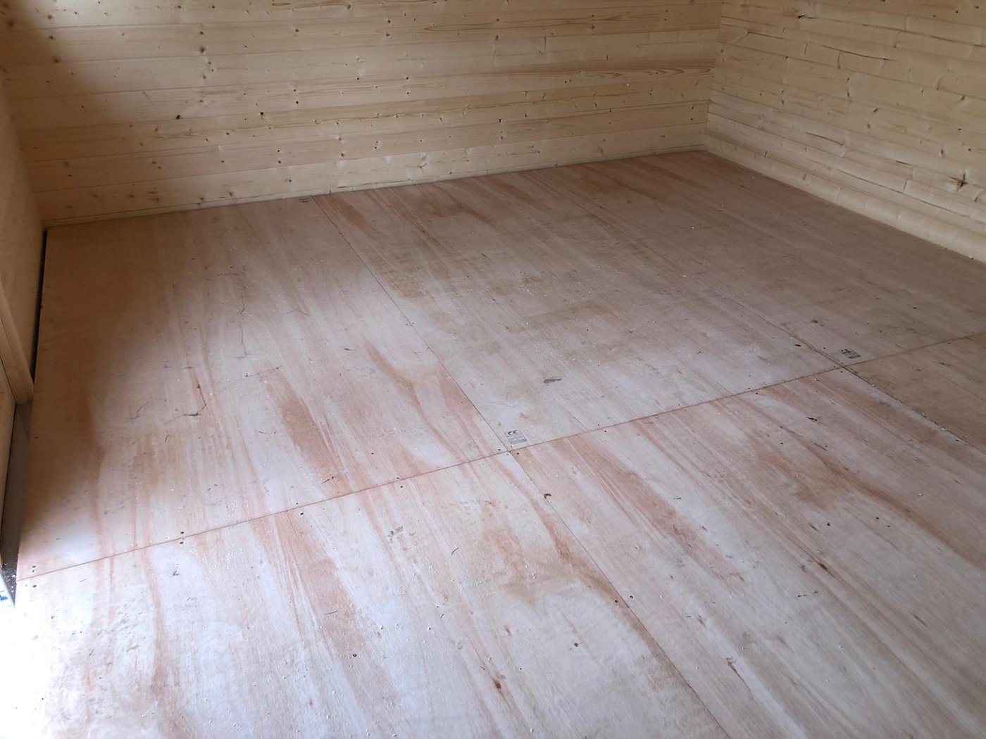 Cabin_Plywood_Floor