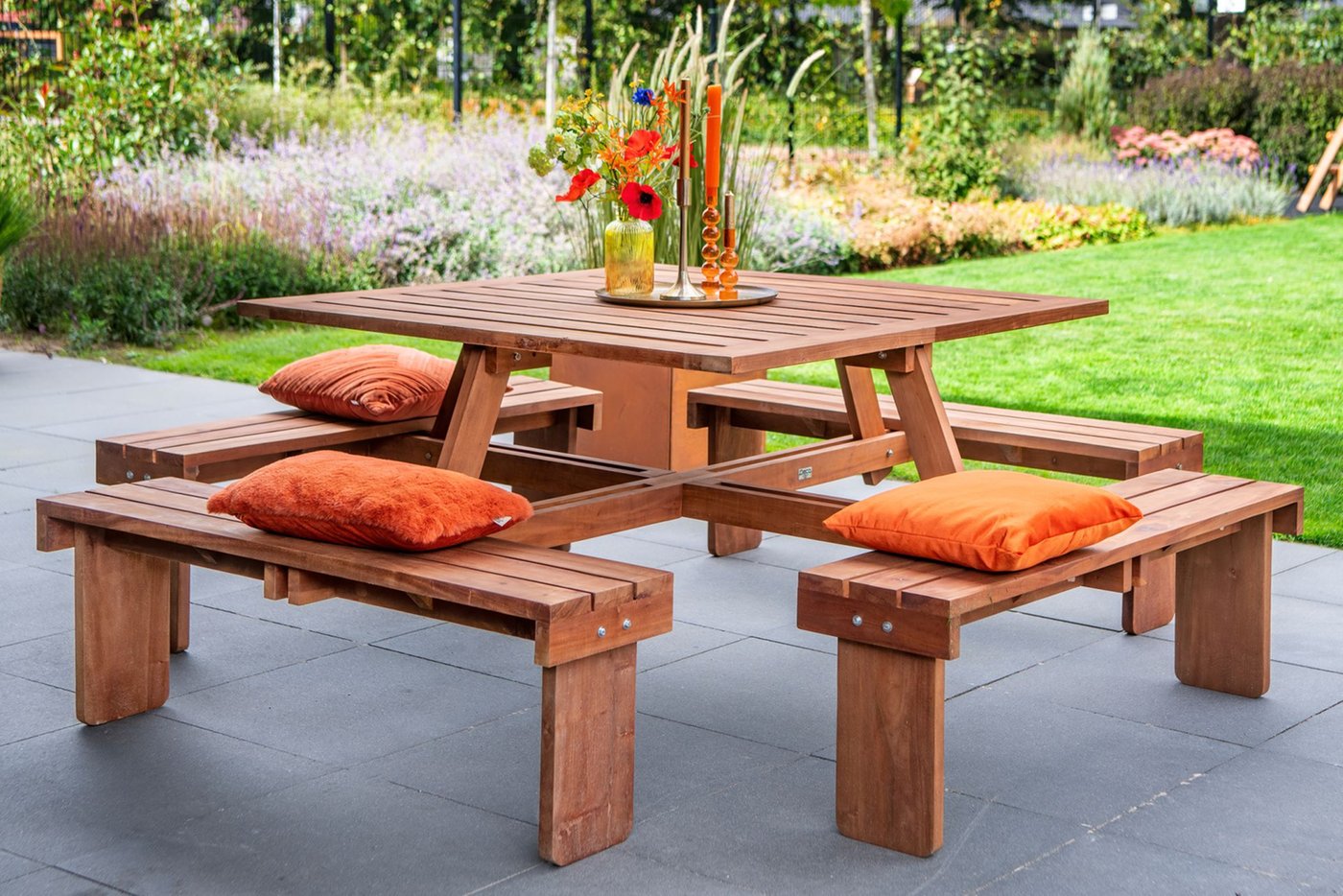 Hardhouten_picknicktafel_vierkant_Premium_1