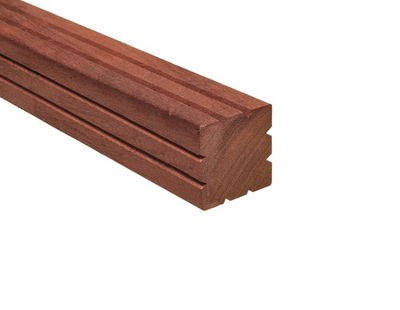 azobe_paal_70x70mm_groef_1