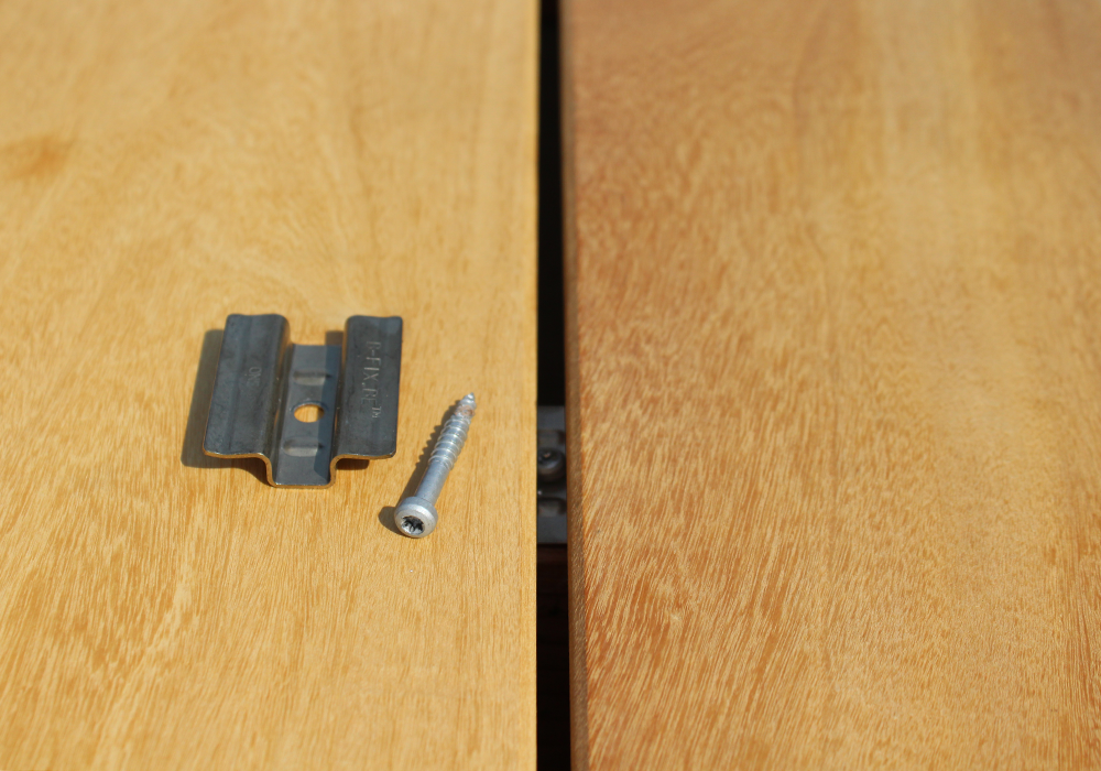 b_fix_clips_rvs