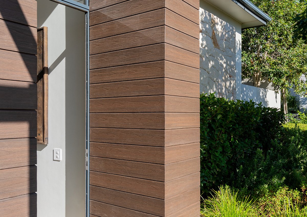 composiet_timmdek_channelsiding_2x15x300cm_walnoot_bruin_sfeer_03