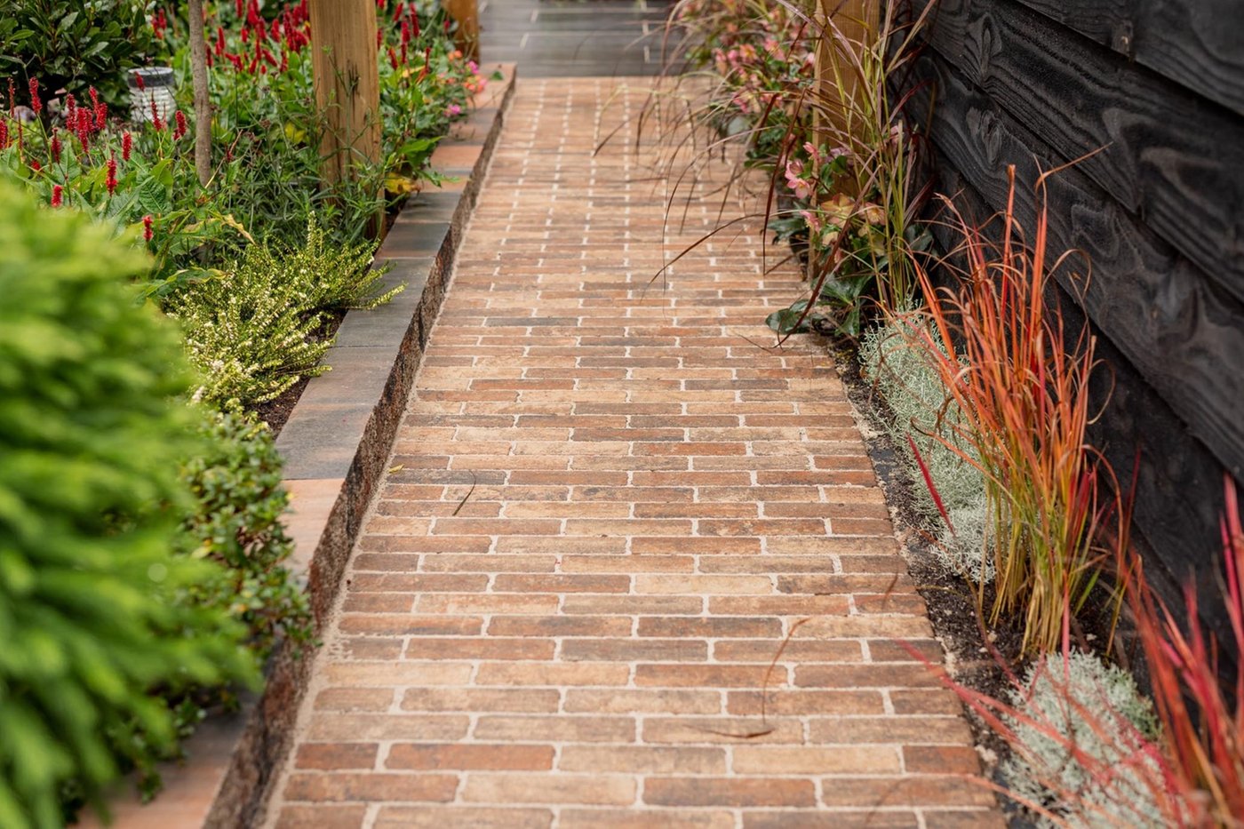 eco_bricks_waterpasserend_7x21x8cm_volkerak_beige_bruin_grijs_3