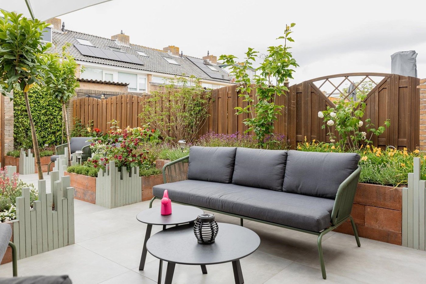 fiora_block_100x20x20cm_corten_bruin_gardenlux_sfeer_2