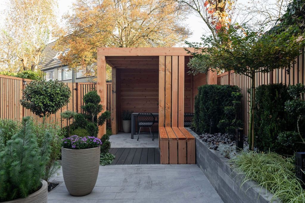 forto_walling_60x10x10cm_grijs_zwart_gardenlux_sfeer