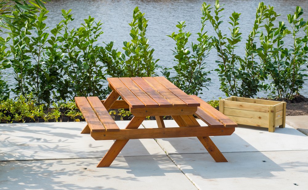 gadero_terras_tafel_bankirai