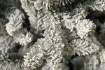 grote_kunstkerstboom_pvc_besneeuwd