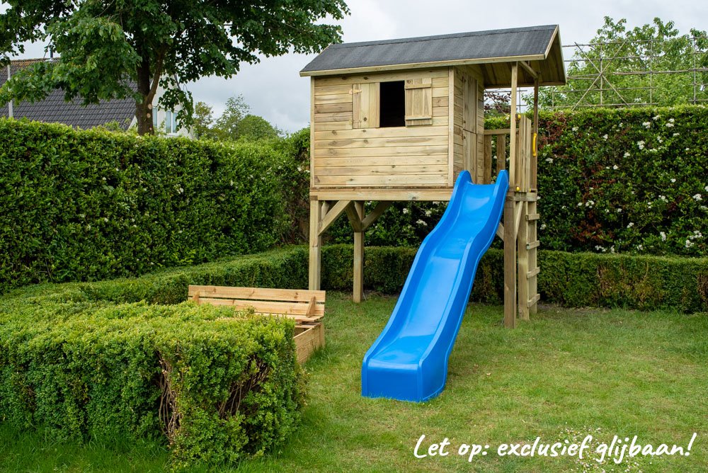 houten_speelhuis_exclusief_glijbaan